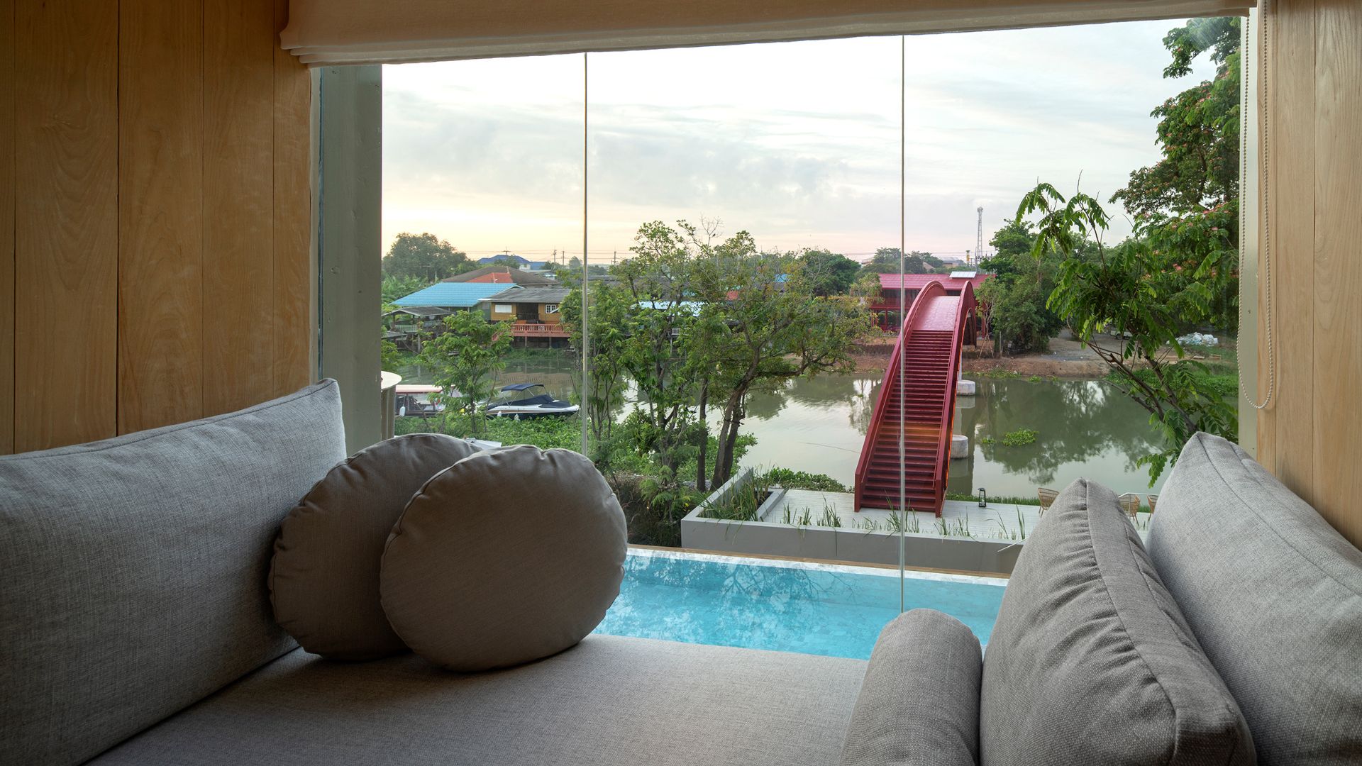 sbi balcony 2